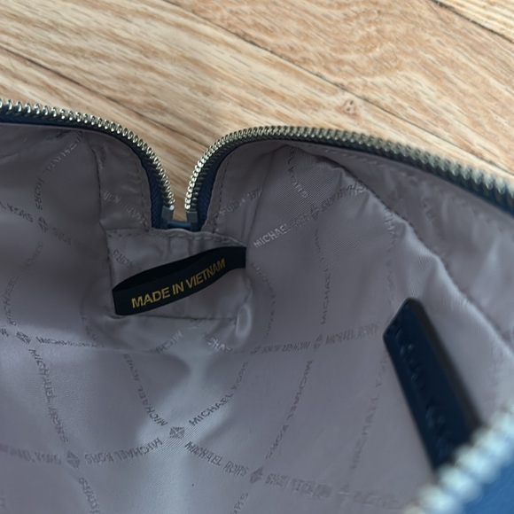 MICHAEL KORS - Travel case w/notebook; blue & white - Picture 6 of 10